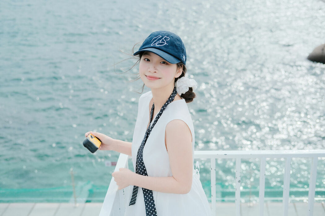 YiTuYu艺图语 Vol.9370 Ai Pai Ce Lian De Xiao Xiang (29P)