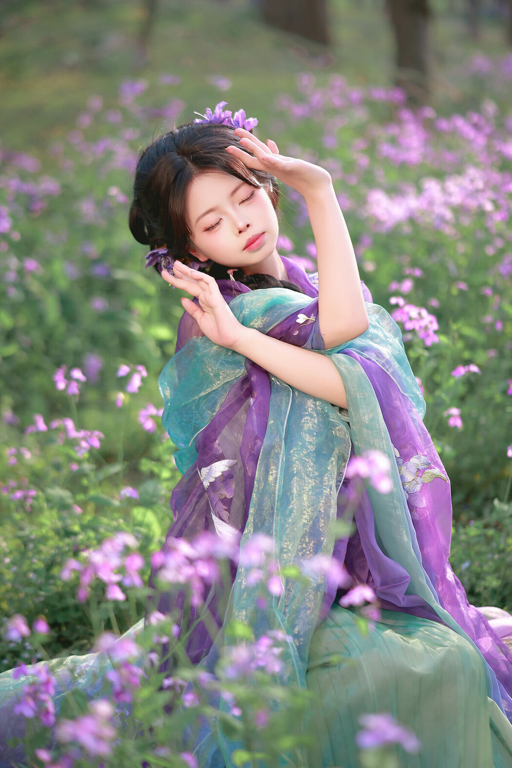 YiTuYu艺图语 Vol.9369 Fei Fei (15P)