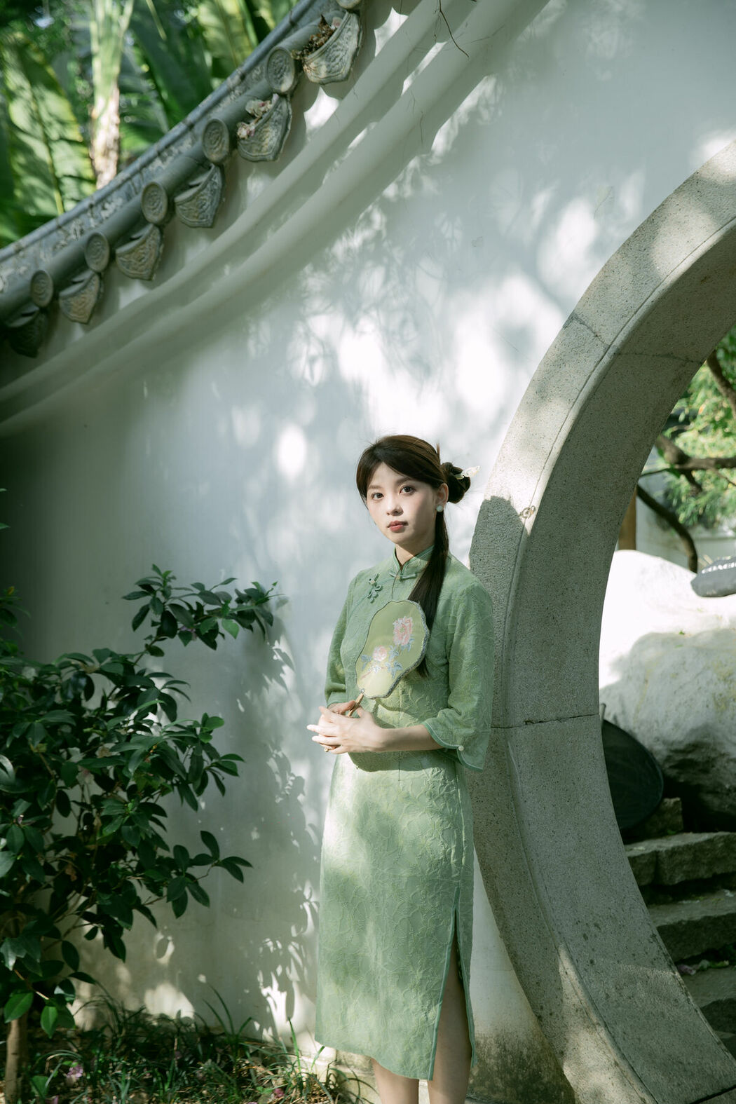 YiTuYu艺图语 Vol.9352 Qu Qi (25P)