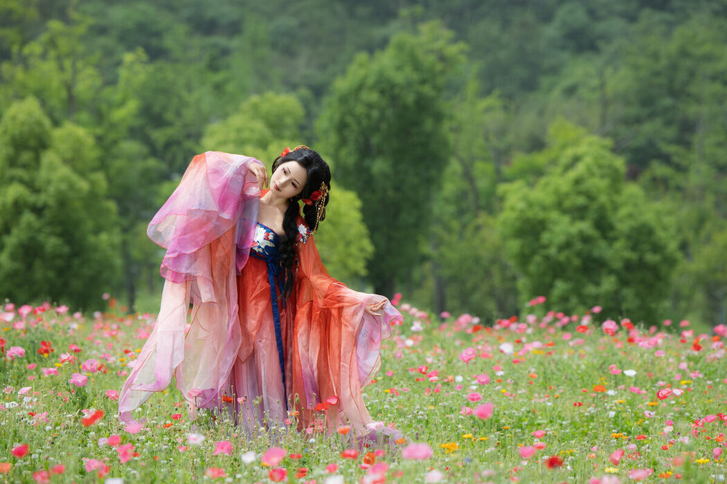 YiTuYu艺图语 Vol.9351 Yang Yang (17P)