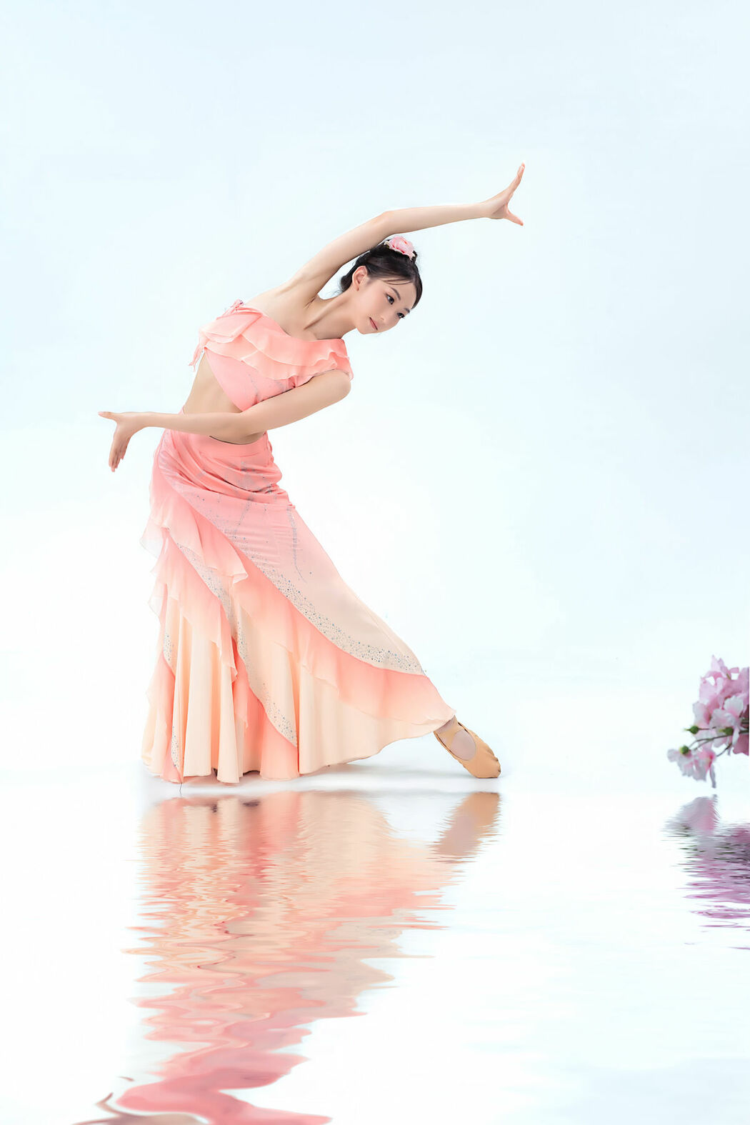 YiTuYu艺图语 Vol.9388 Xiao Tao Er Jiang (17P)