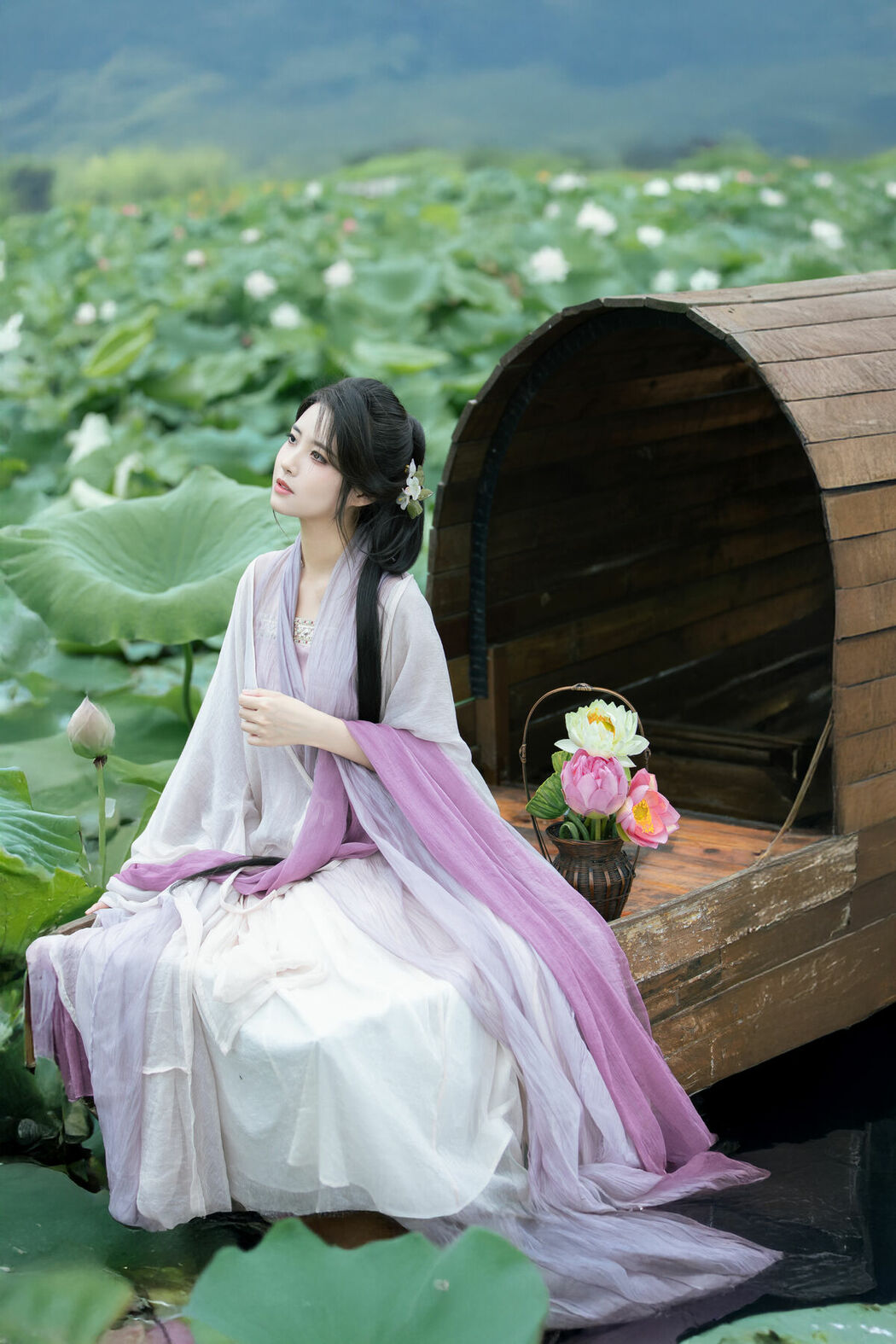 YiTuYu艺图语 Vol.9386 San Ye Jiang Jiang (44P)