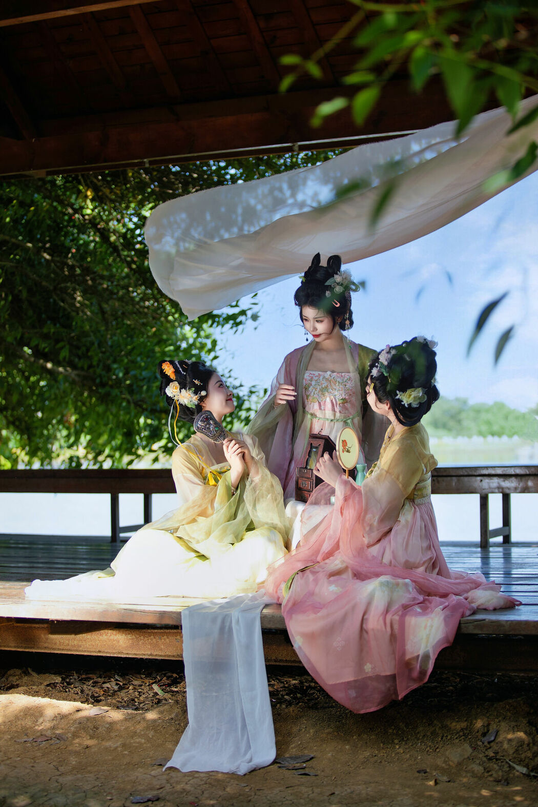 YiTuYu艺图语 Vol.9381 Ban Ri Xian (14P)