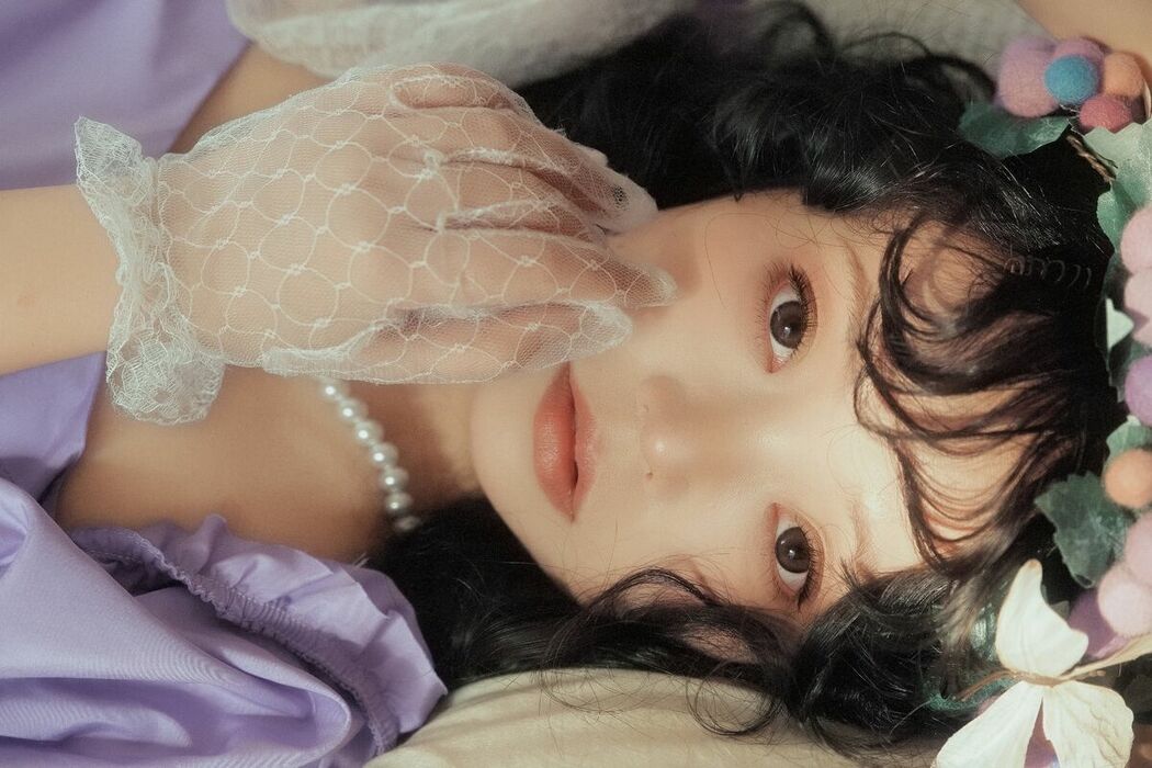 YiTuYu艺图语 Vol.9390 Bei Bei Bu Shui Jiao (16P)