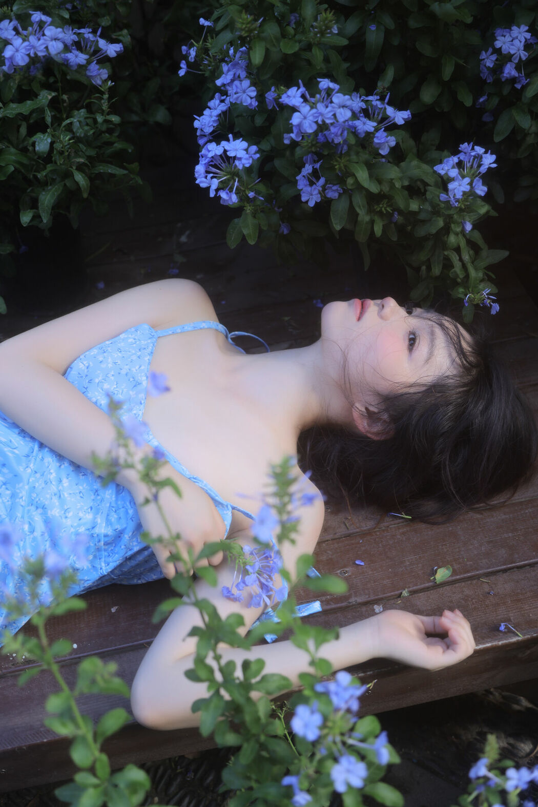 YiTuYu艺图语 Vol.9384 Bu Shi Jiang Zi (23P)