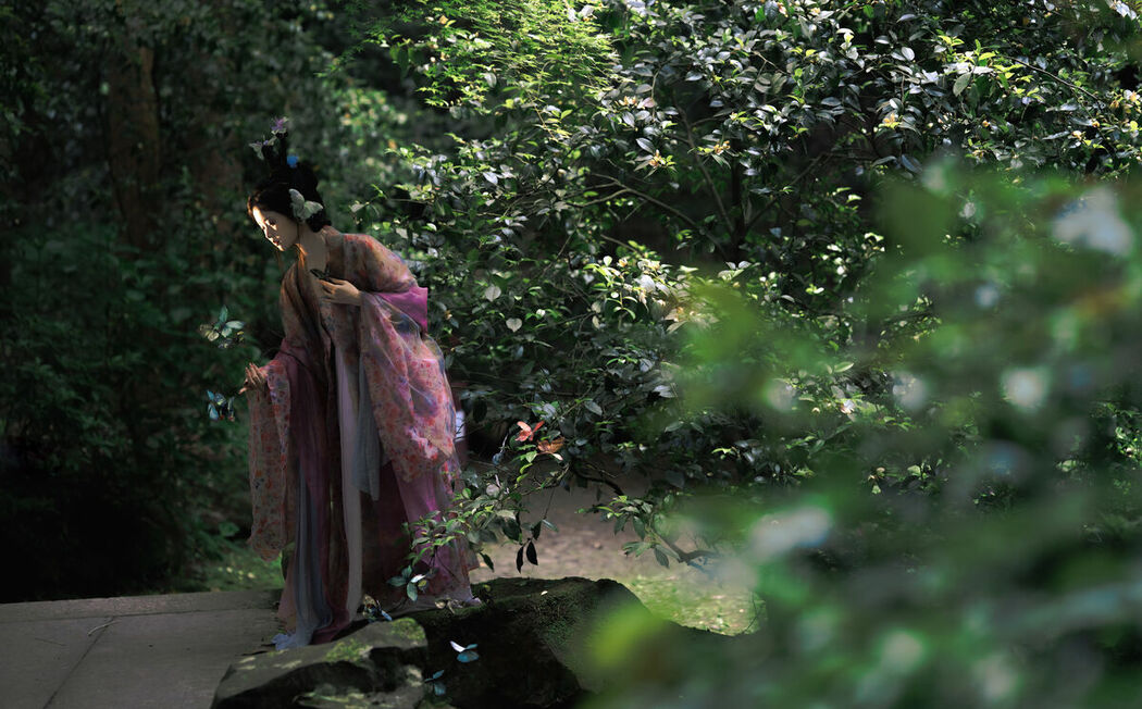 YiTuYu艺图语 Vol.9382 Zhi Chun He (16P)