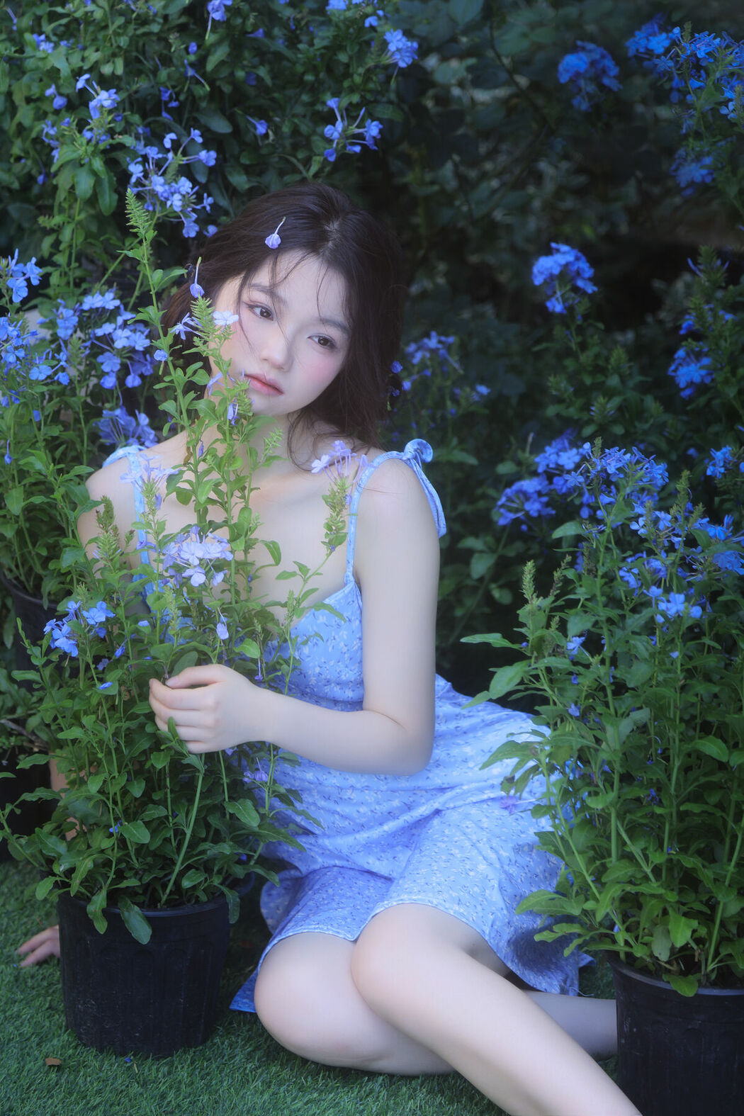 YiTuYu艺图语 Vol.9384 Bu Shi Jiang Zi (23P)