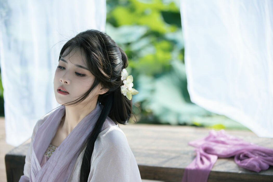 YiTuYu艺图语 Vol.9386 San Ye Jiang Jiang (44P)