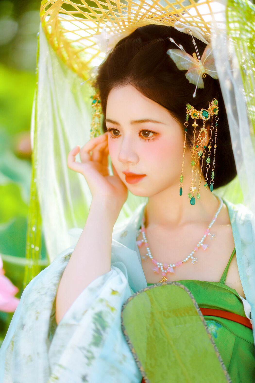 YiTuYu艺图语 Vol.9376 Xiao Du Tong Xue (64P)