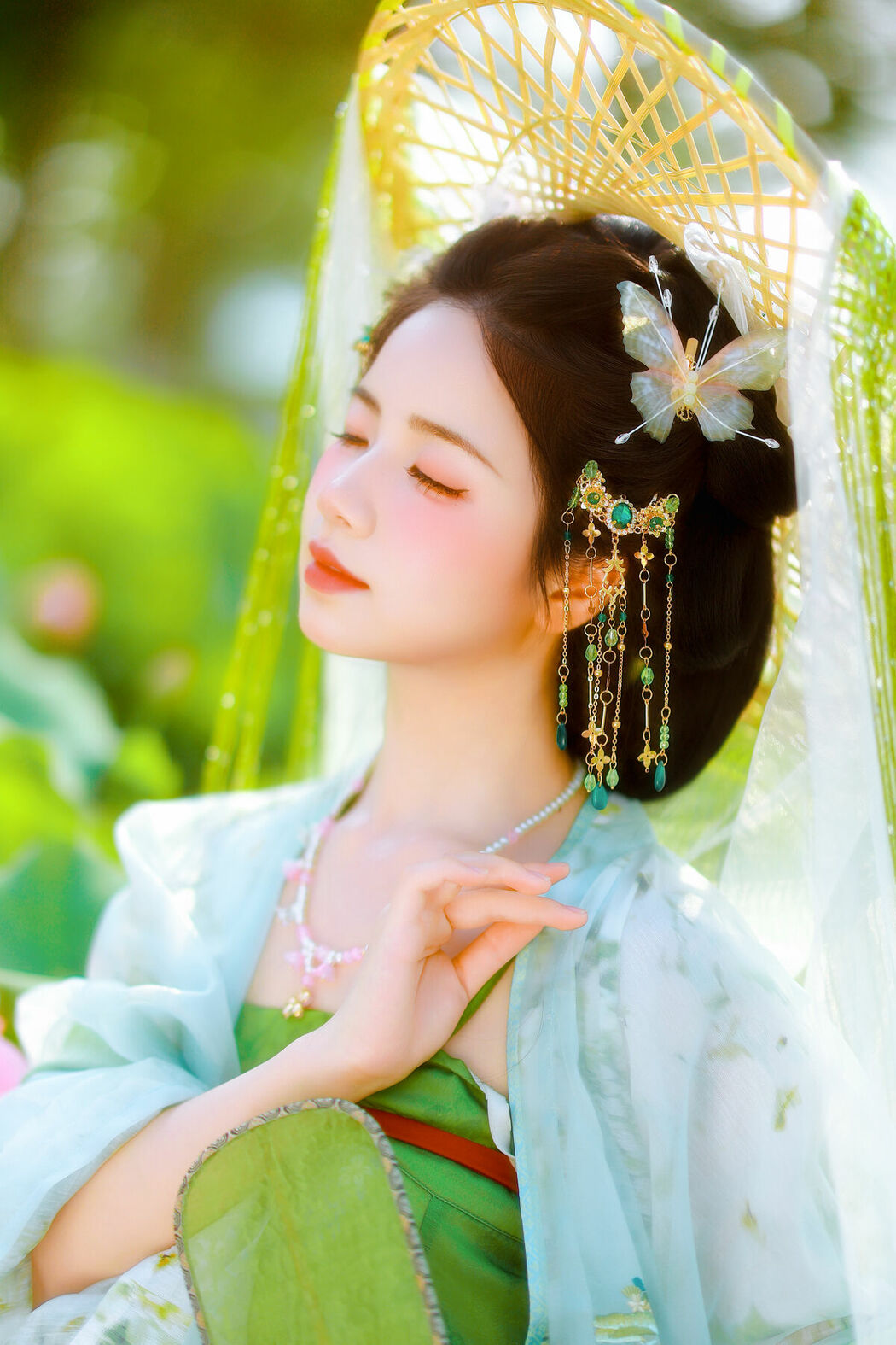 YiTuYu艺图语 Vol.9376 Xiao Du Tong Xue (64P)