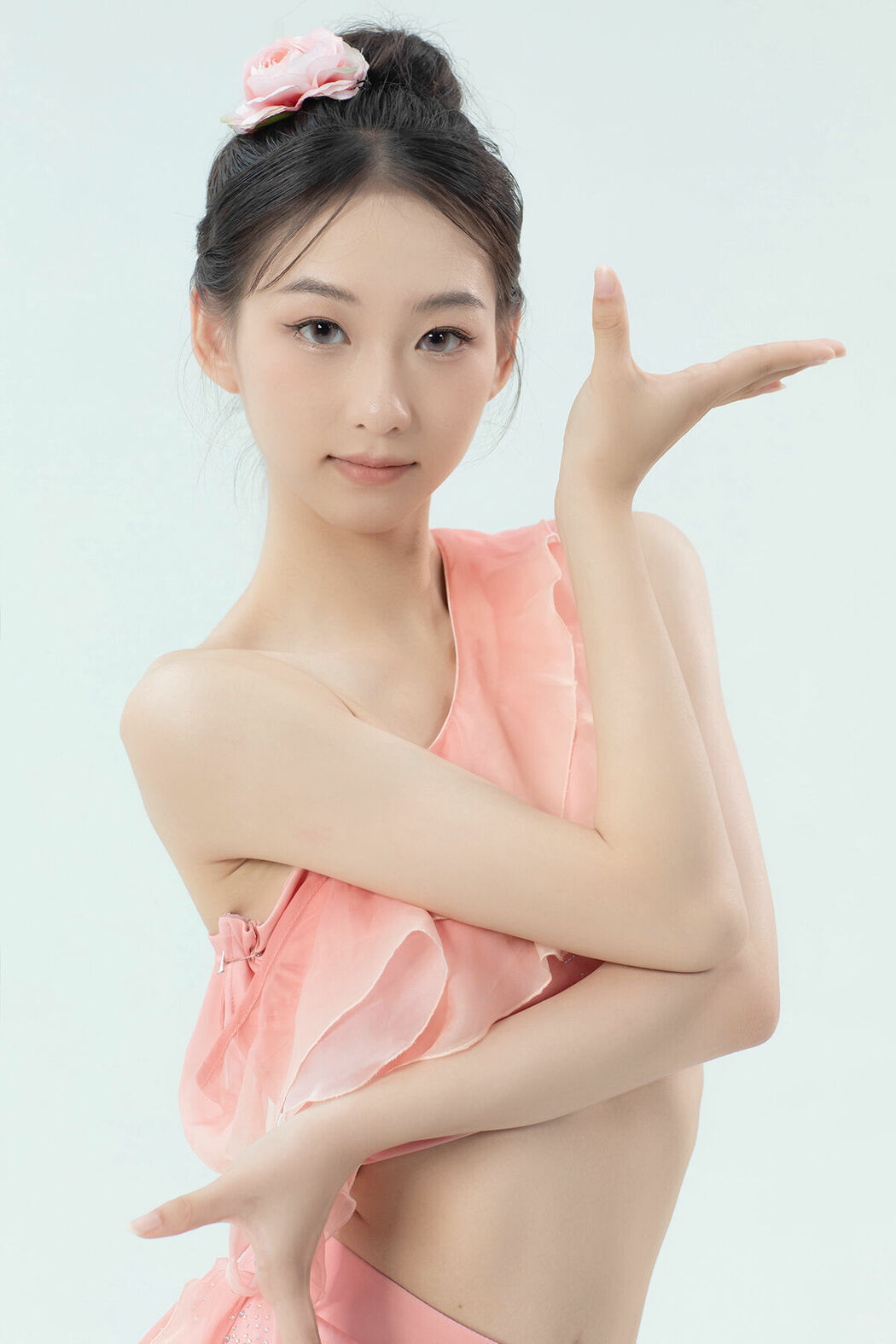 YiTuYu艺图语 Vol.9388 Xiao Tao Er Jiang (17P) Cover Photo