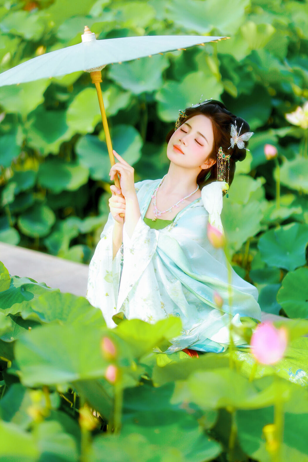 YiTuYu艺图语 Vol.9376 Xiao Du Tong Xue (64P)