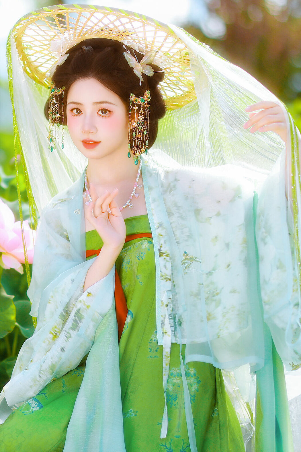 YiTuYu艺图语 Vol.9376 Xiao Du Tong Xue (64P) Cover Photo