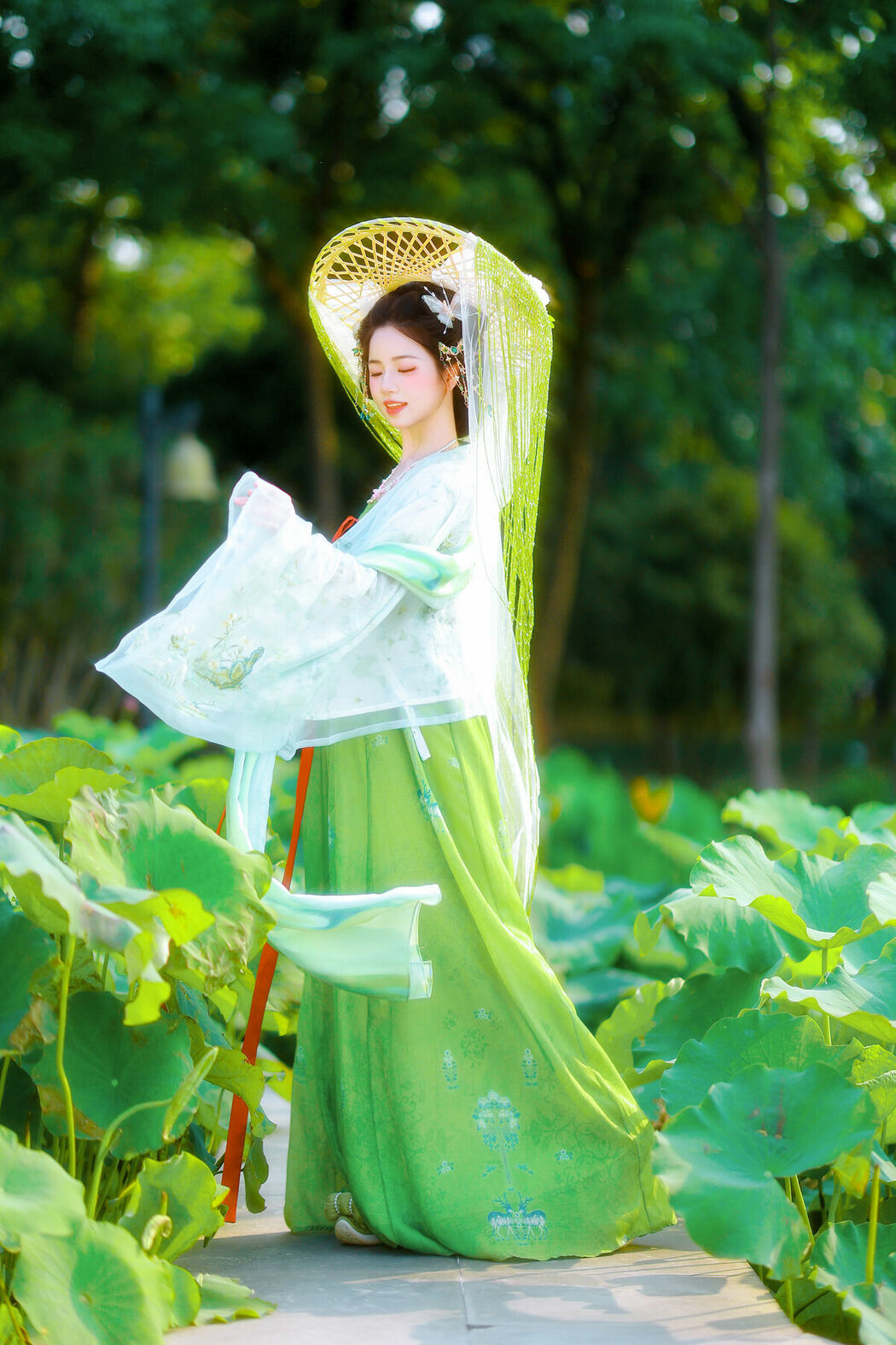 YiTuYu艺图语 Vol.9376 Xiao Du Tong Xue (64P)