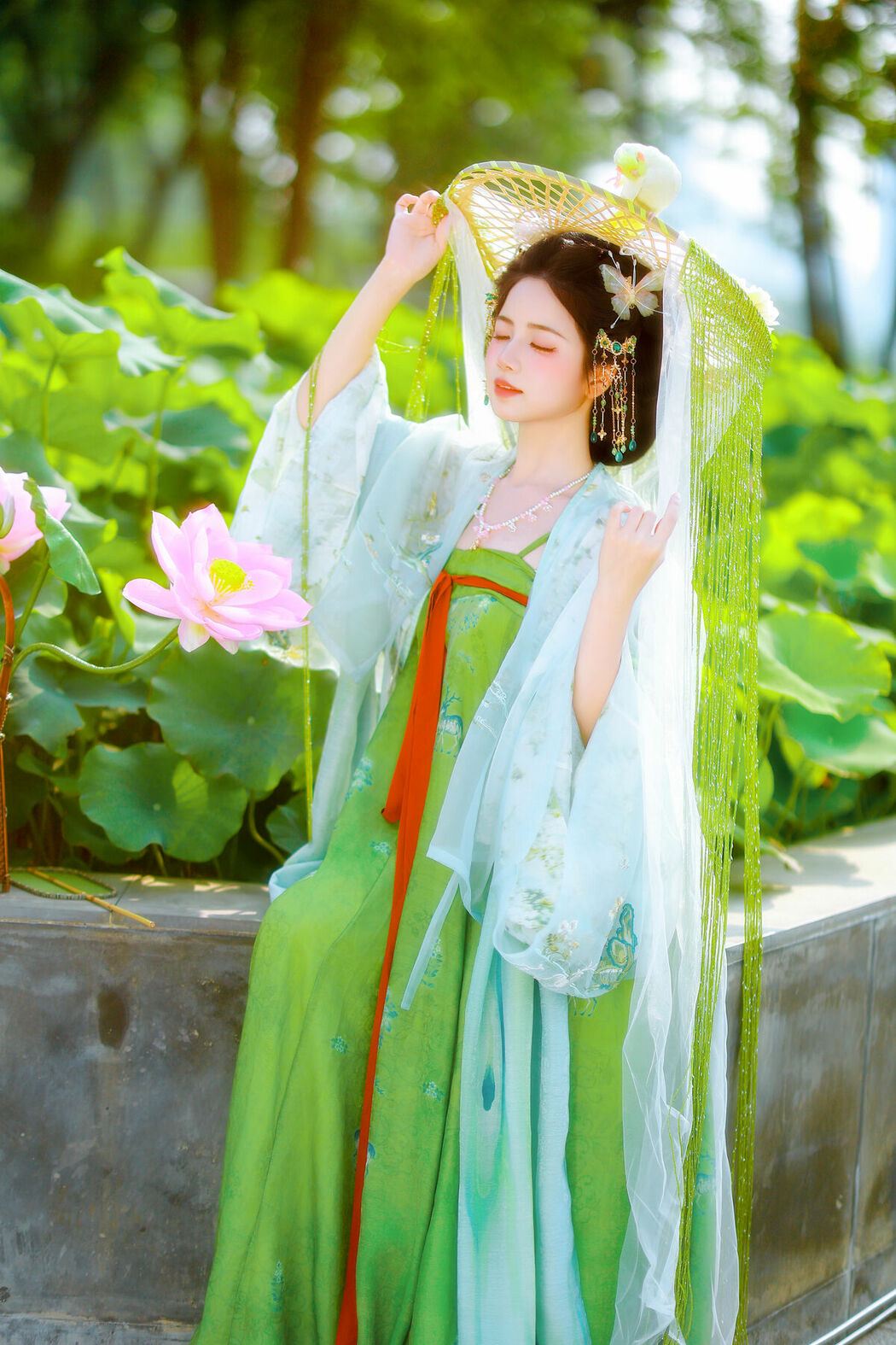 YiTuYu艺图语 Vol.9376 Xiao Du Tong Xue (64P)