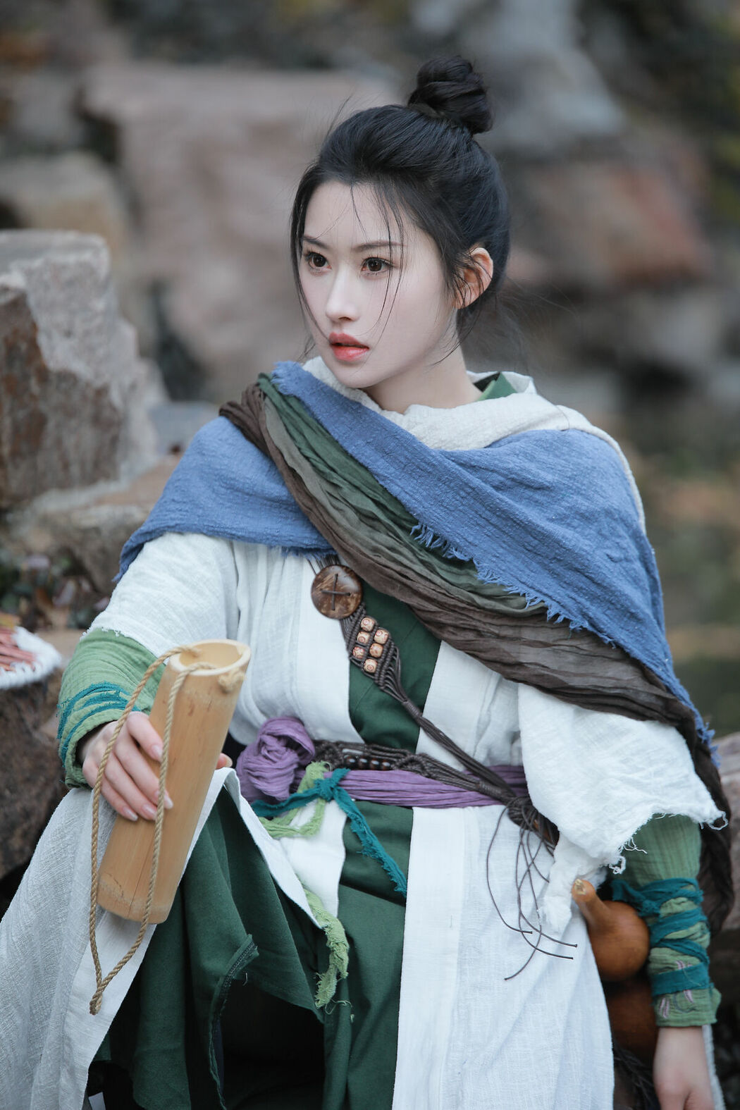 YiTuYu艺图语 Vol.9375 Yi Zhan Bai Cha Qing Huan (22P)