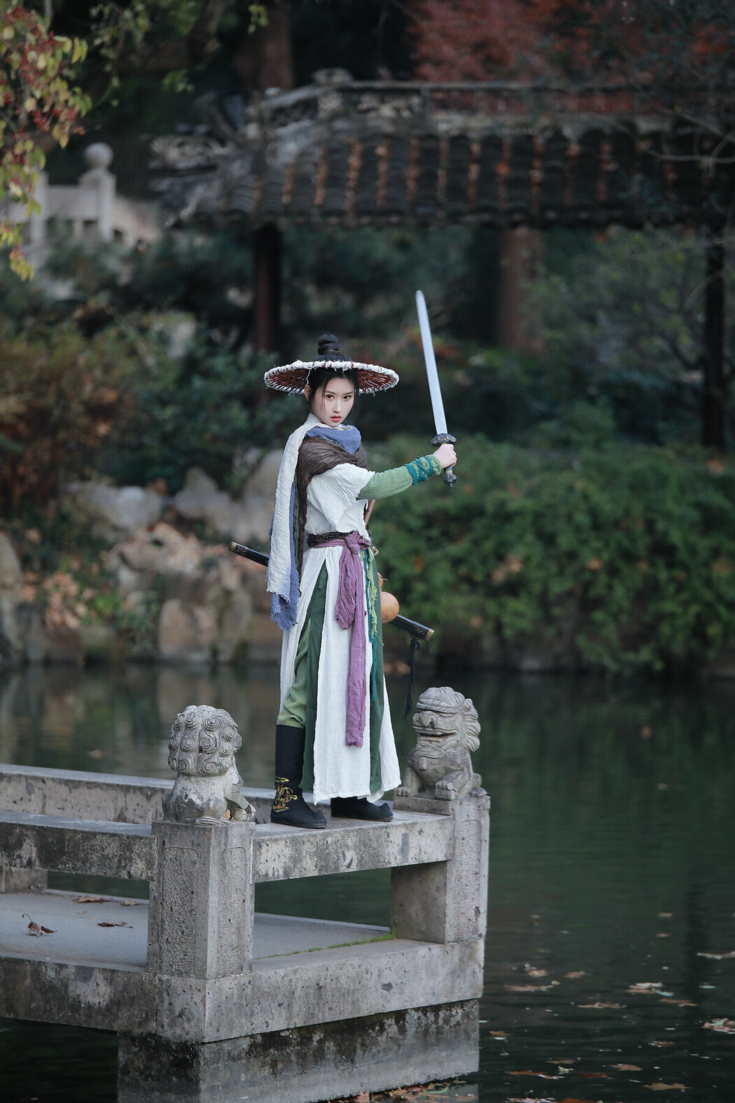 YiTuYu艺图语 Vol.9375 Yi Zhan Bai Cha Qing Huan (22P)