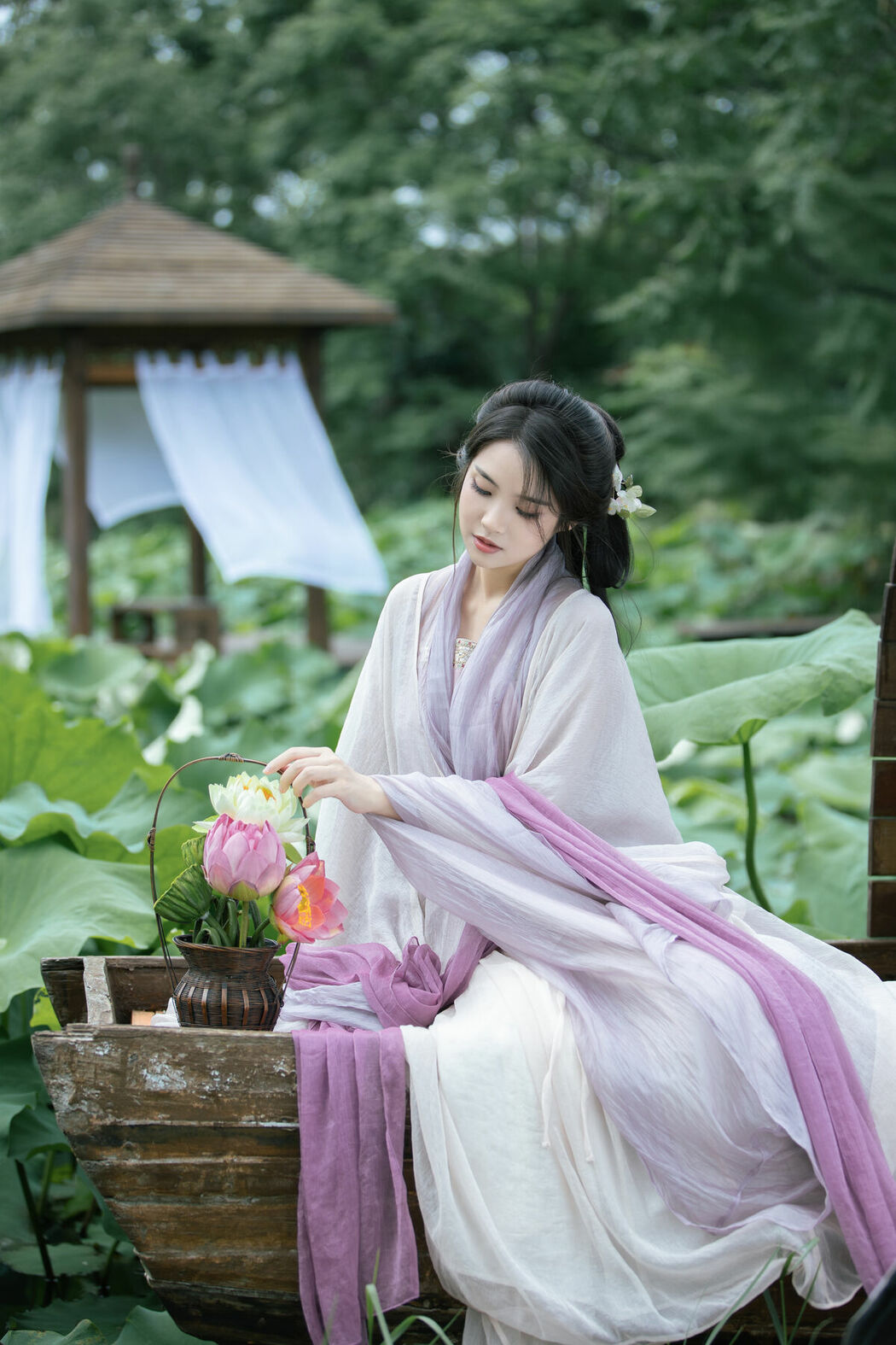 YiTuYu艺图语 Vol.9386 San Ye Jiang Jiang (44P)