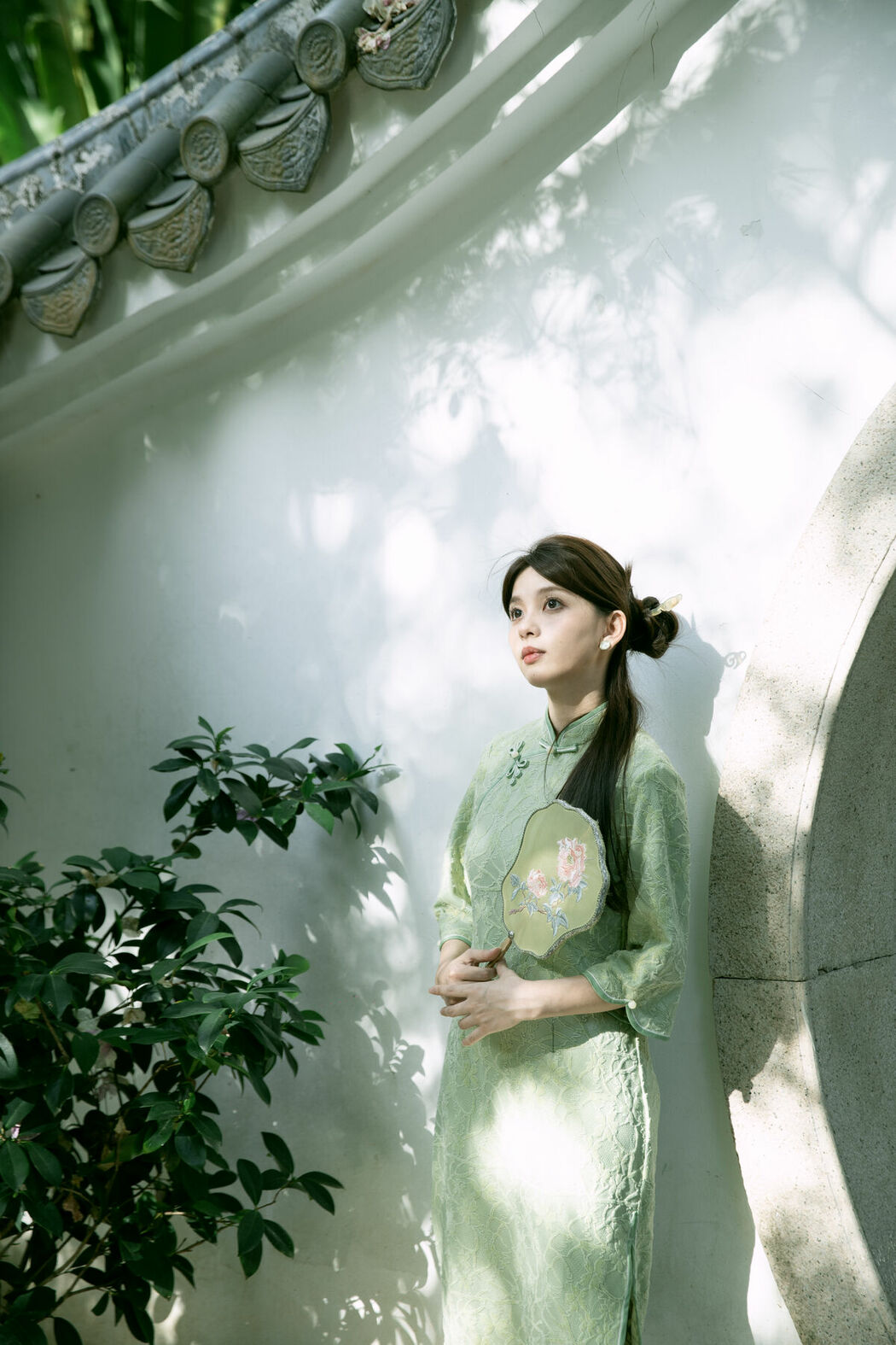 YiTuYu艺图语 Vol.9352 Qu Qi (25P)