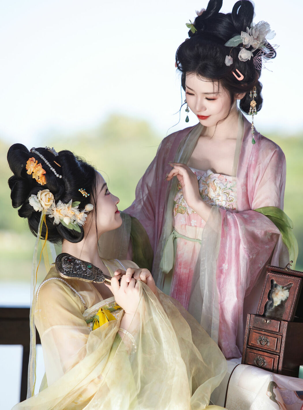 YiTuYu艺图语 Vol.9381 Ban Ri Xian (14P)