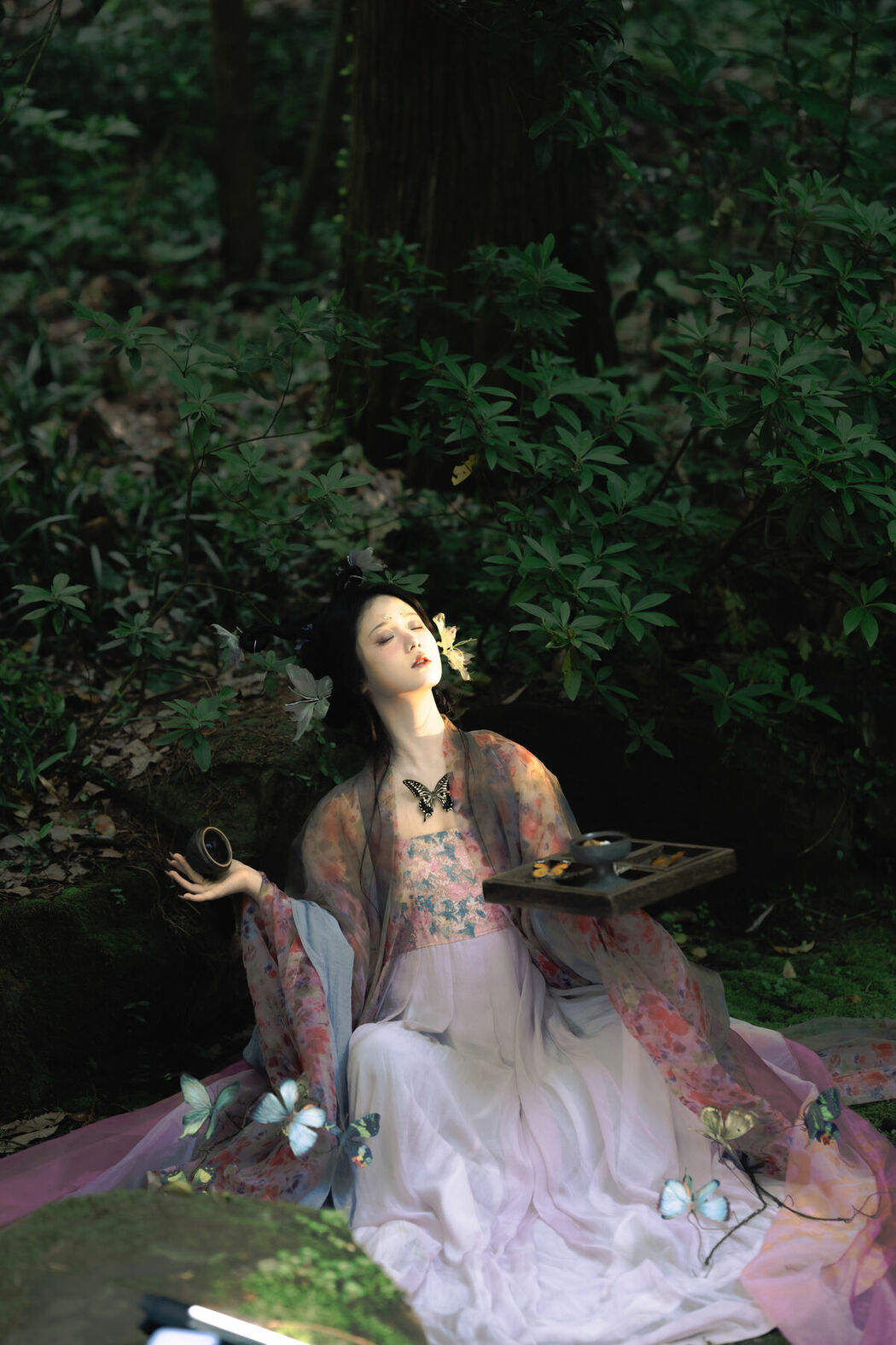 YiTuYu艺图语 Vol.9382 Zhi Chun He (16P)