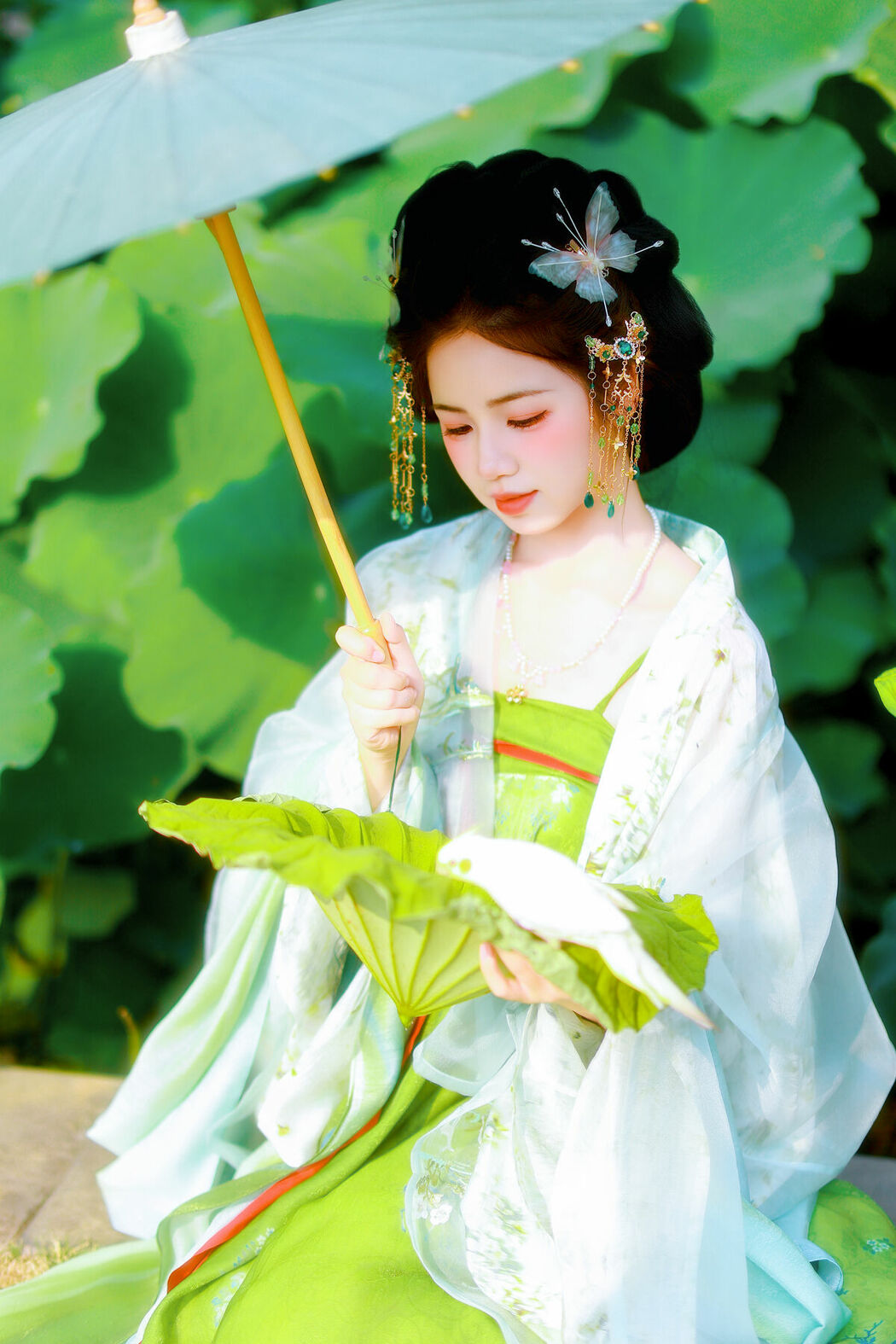 YiTuYu艺图语 Vol.9376 Xiao Du Tong Xue (64P)