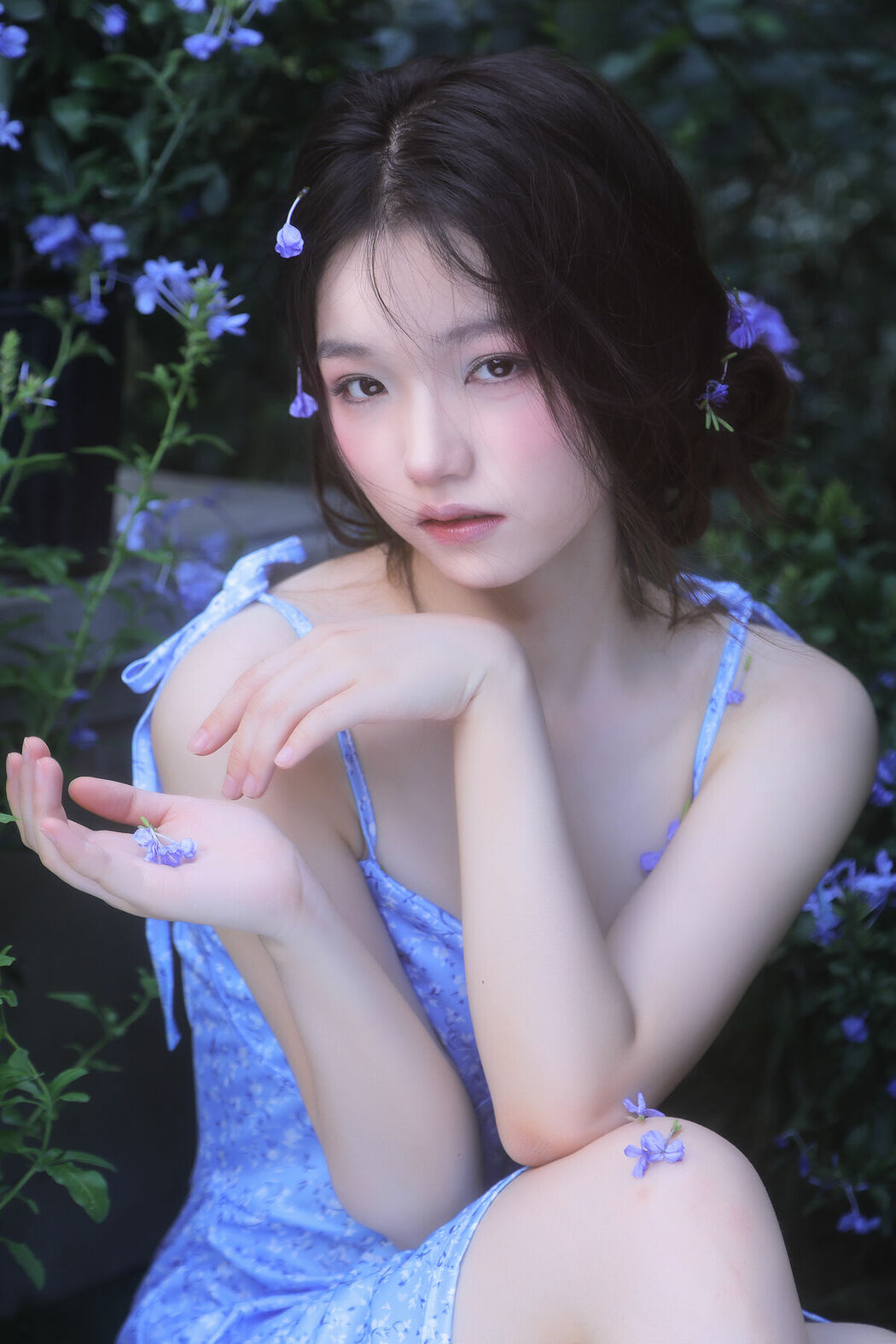 YiTuYu艺图语 Vol.9384 Bu Shi Jiang Zi (23P)