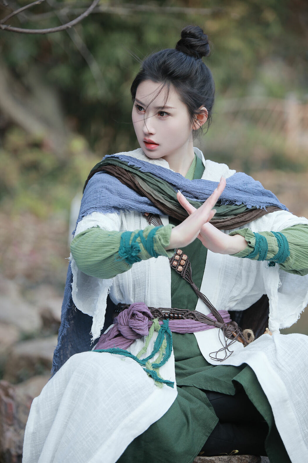 YiTuYu艺图语 Vol.9375 Yi Zhan Bai Cha Qing Huan (22P)