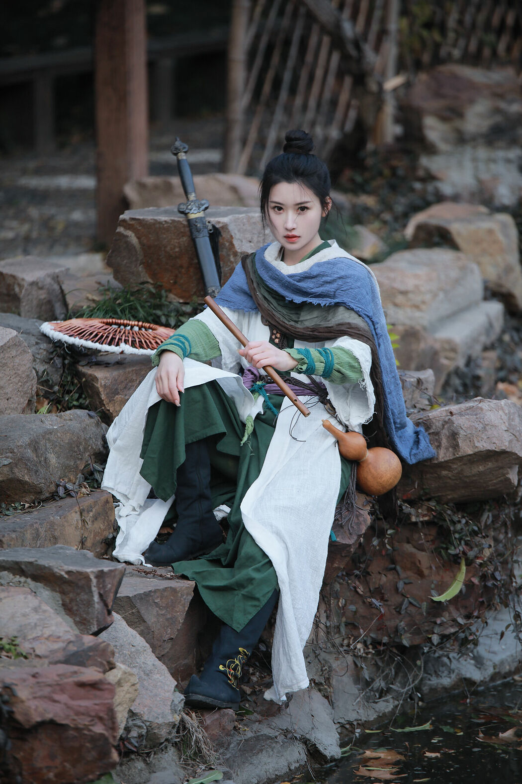 YiTuYu艺图语 Vol.9375 Yi Zhan Bai Cha Qing Huan (22P)