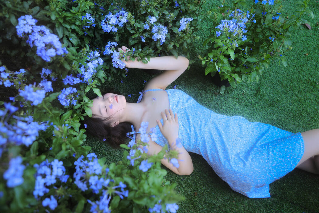 YiTuYu艺图语 Vol.9384 Bu Shi Jiang Zi (23P)