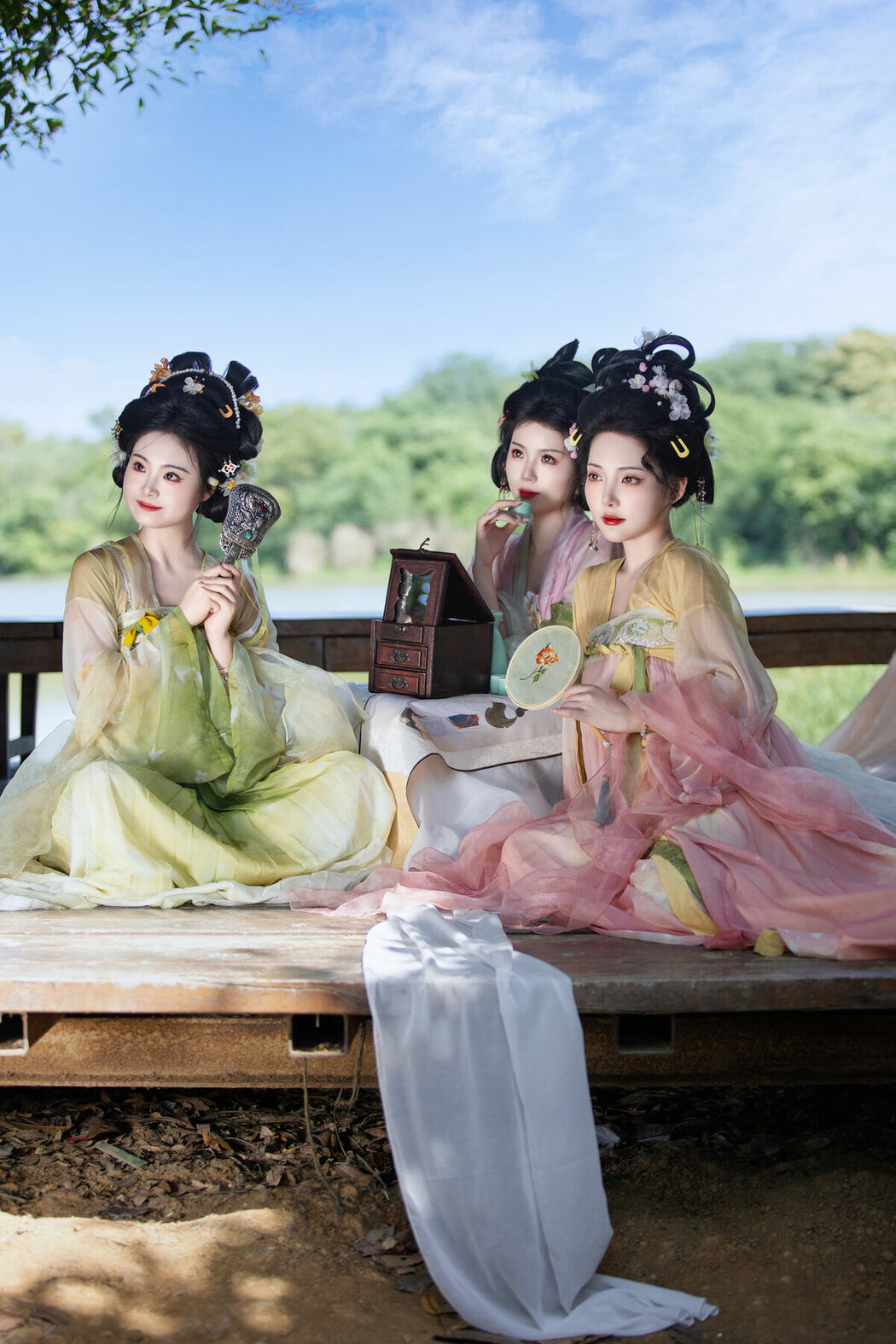 YiTuYu艺图语 Vol.9381 Ban Ri Xian (14P)