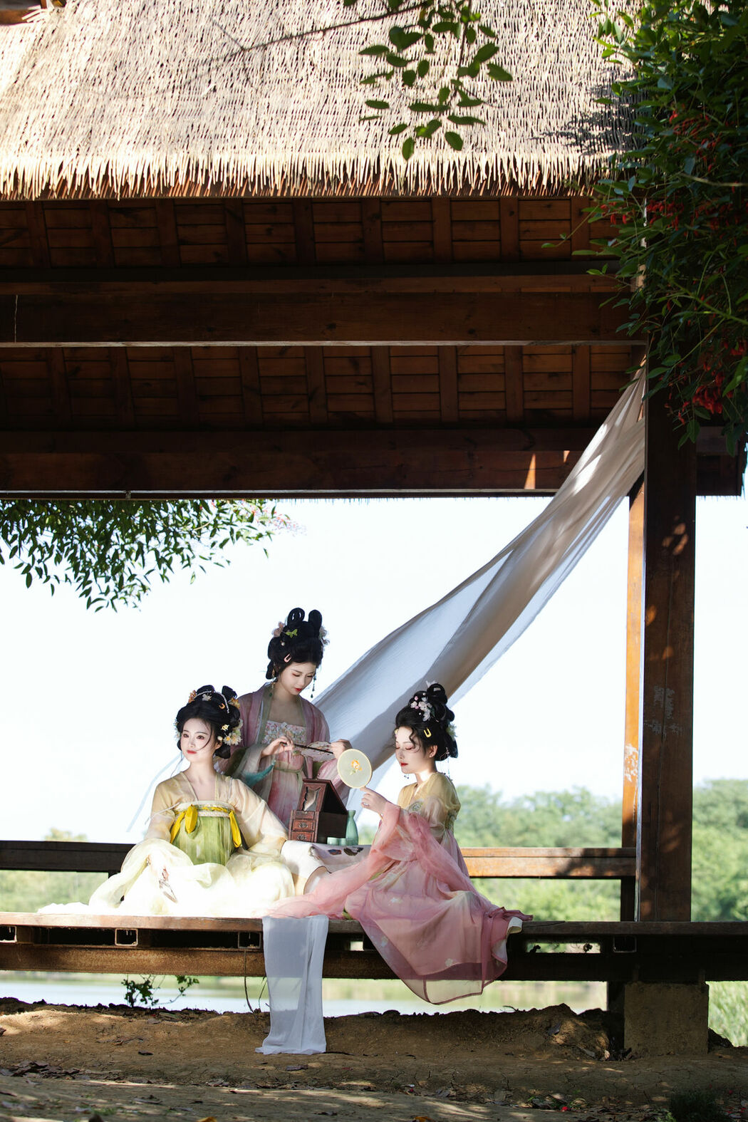 YiTuYu艺图语 Vol.9381 Ban Ri Xian (14P)