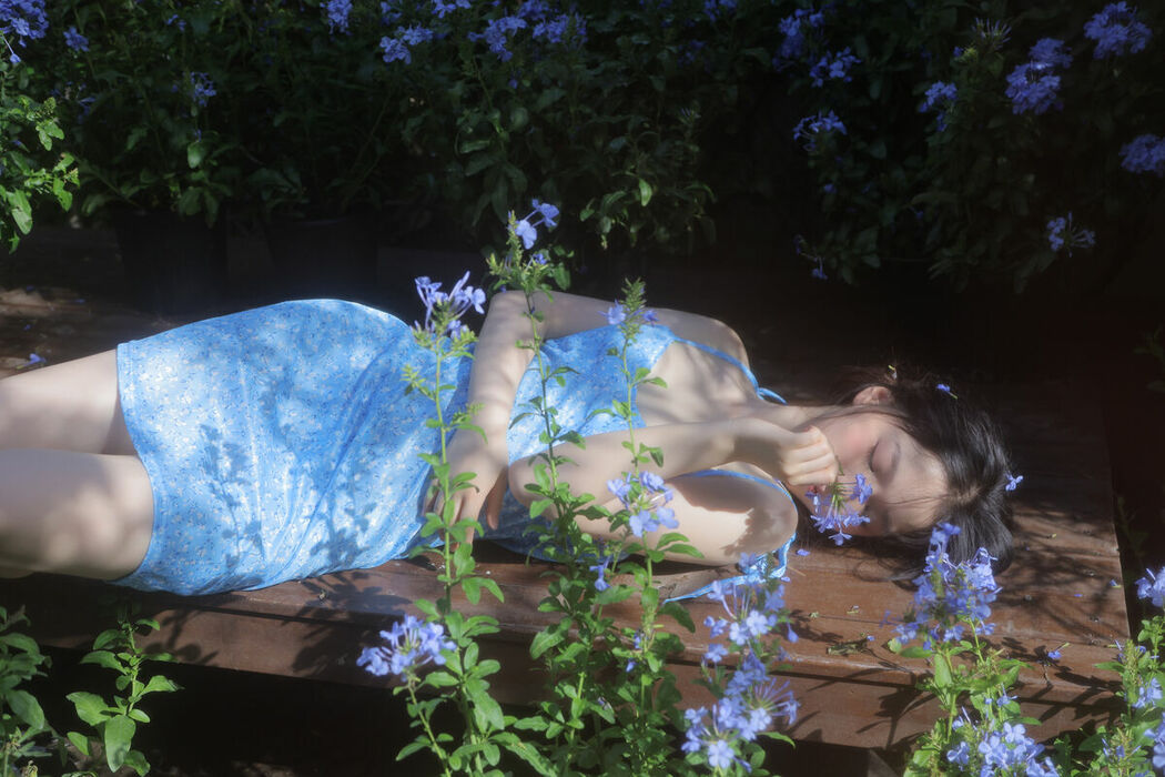 YiTuYu艺图语 Vol.9384 Bu Shi Jiang Zi (23P)