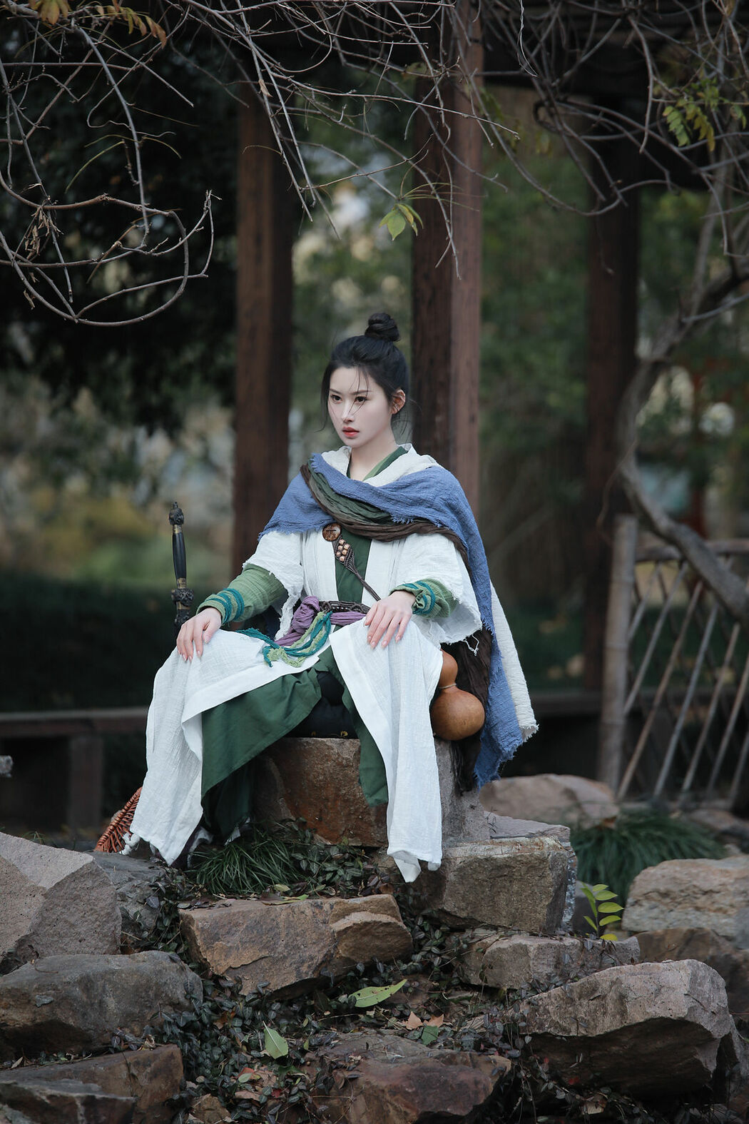 YiTuYu艺图语 Vol.9375 Yi Zhan Bai Cha Qing Huan (22P)