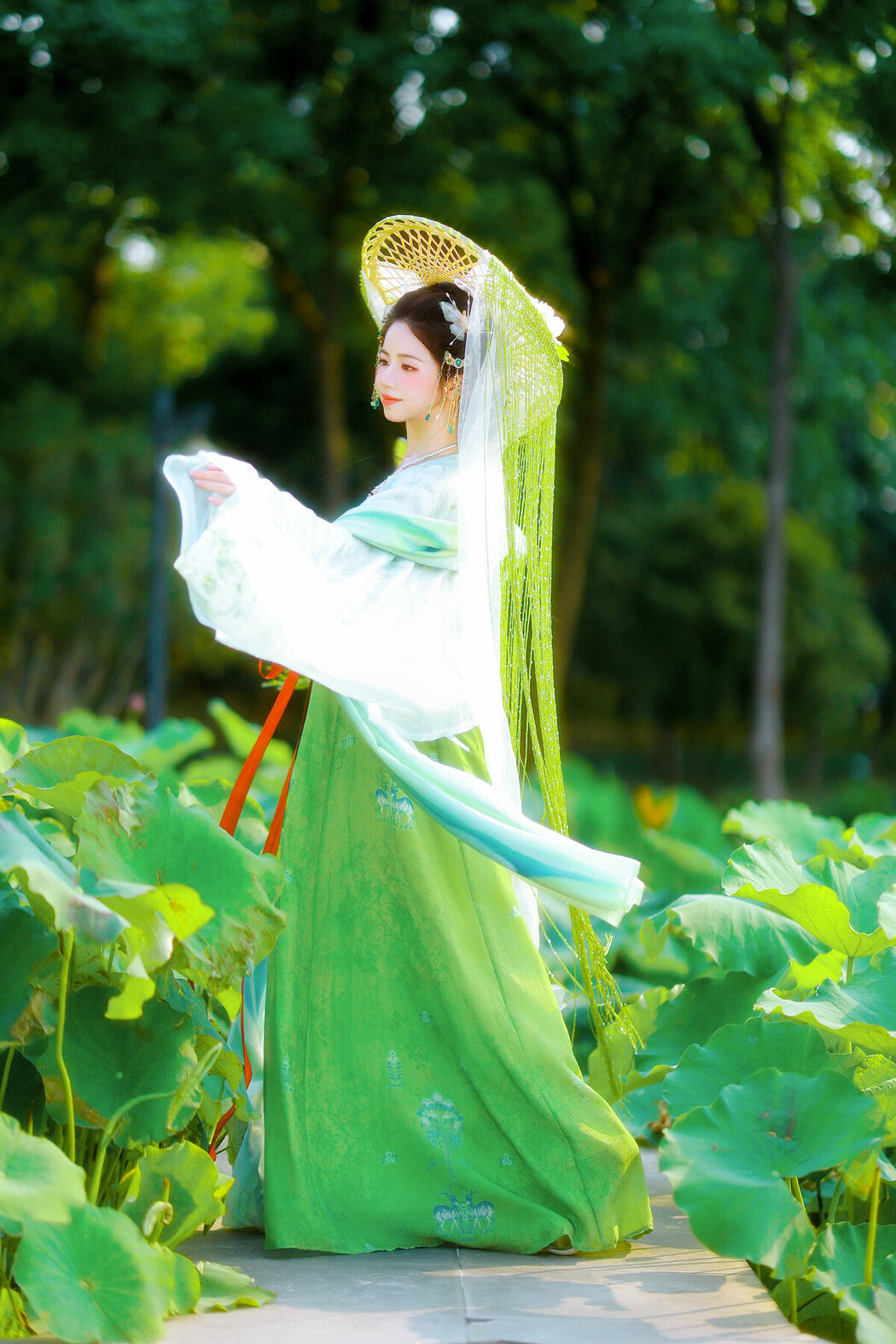 YiTuYu艺图语 Vol.9376 Xiao Du Tong Xue (64P)