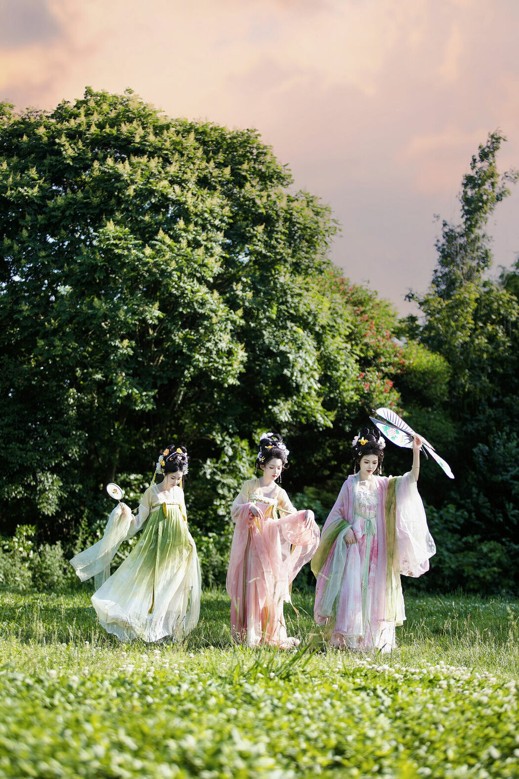 YiTuYu艺图语 Vol.9381 Ban Ri Xian (14P)