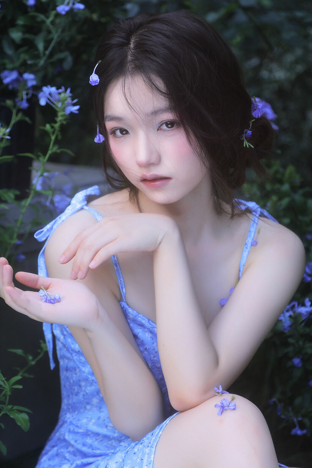 YiTuYu艺图语 Vol.9384 Bu Shi Jiang Zi (23P) Cover Photo