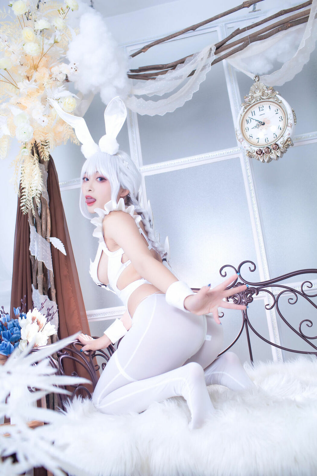 Coser@洛璃LoLiSAMA – 碧蓝航线 恶毒 白兔 (52P)