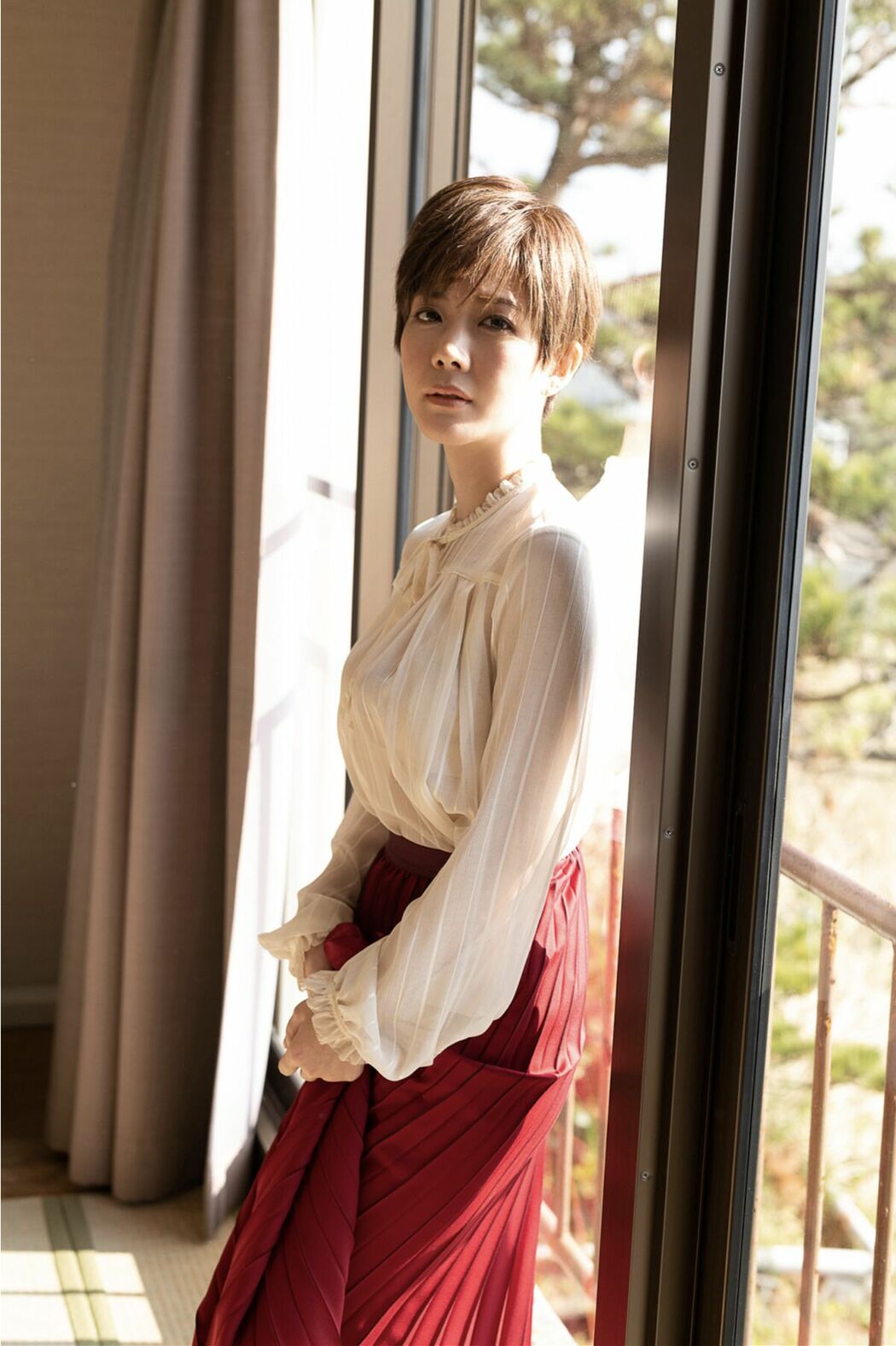 JP Mari Takamiya 高宮まり And Sayaka Okada 岡田紗佳 – 週刊ポストデジタル写真集 牌 x 牌 (67P)