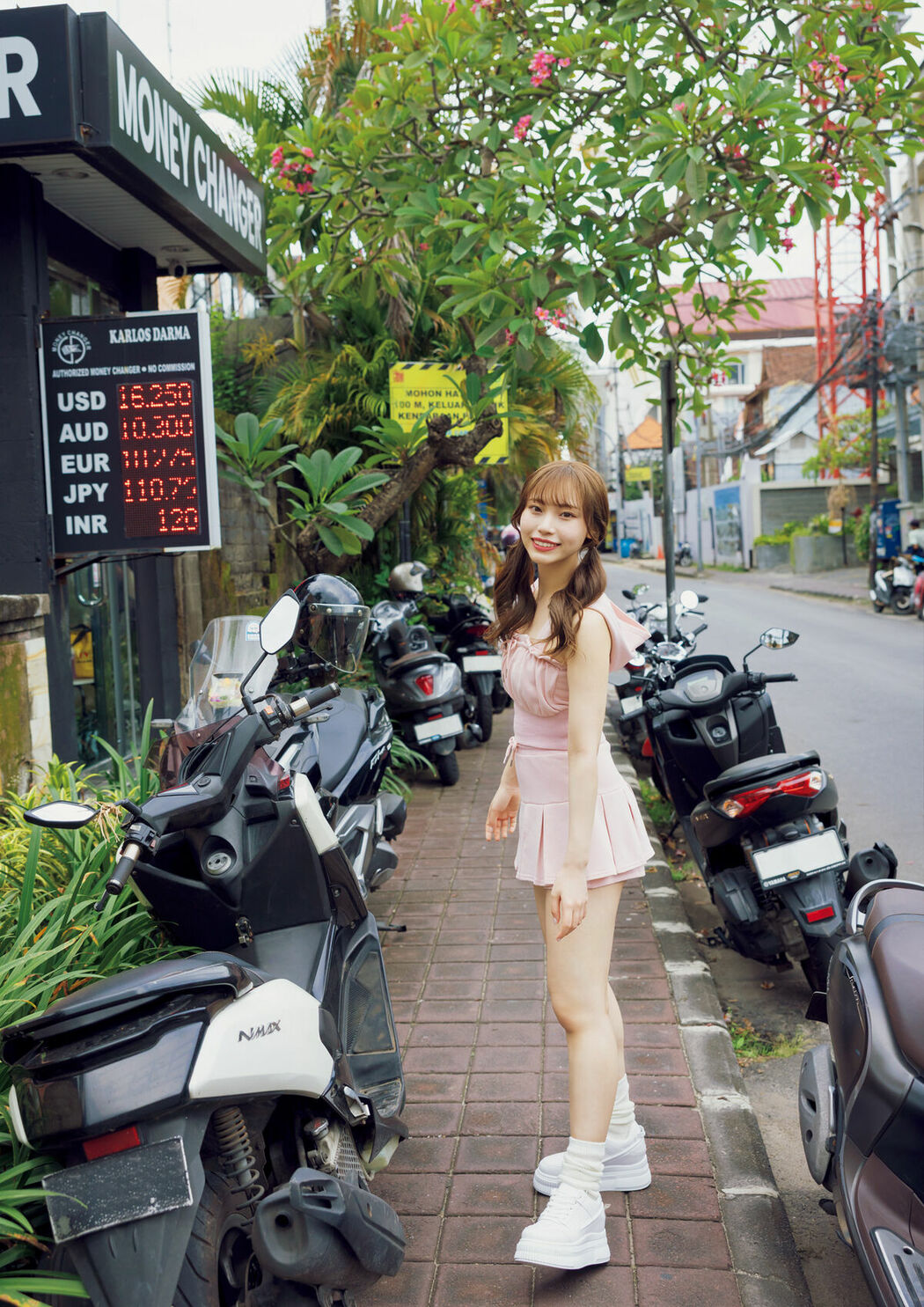 JP Saaya Kawagoe 川越紗彩 – 2025.10.24 川越紗彩１st写真集 なんとかなるなる 電子特典付き Part01 (63P)