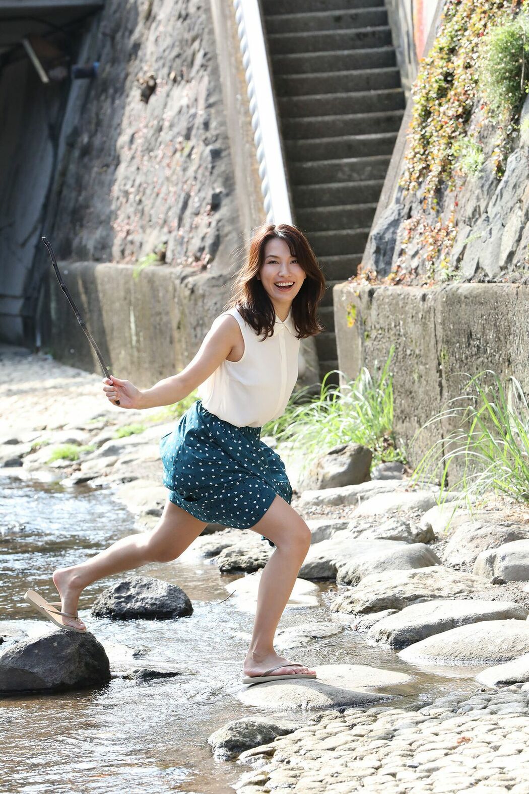 JP Rei Toda 戸田れい – 週刊ポストデジタル写真集 夢なら醒めないで (89P)