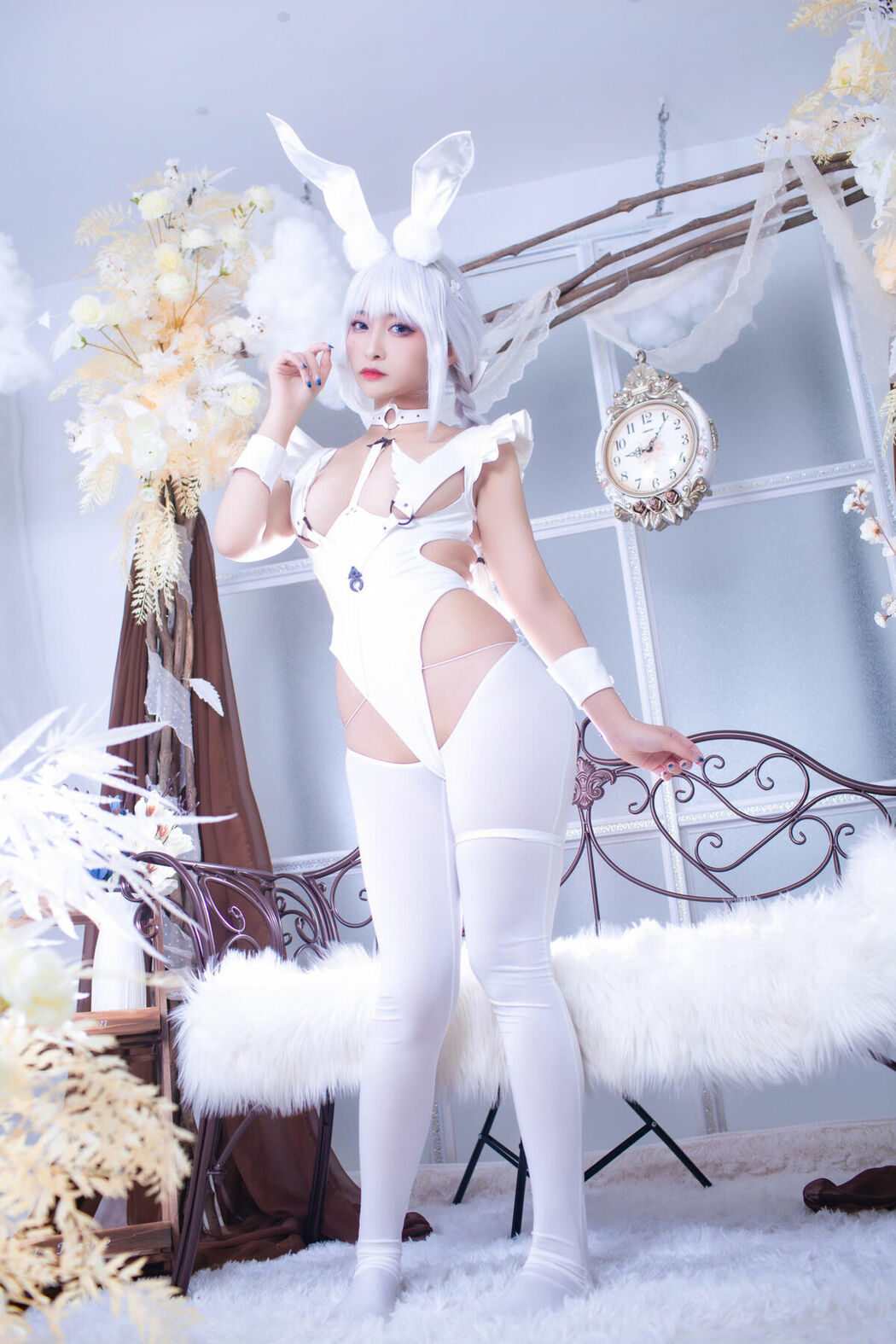 Coser@洛璃LoLiSAMA – 碧蓝航线 恶毒 白兔 (52P)