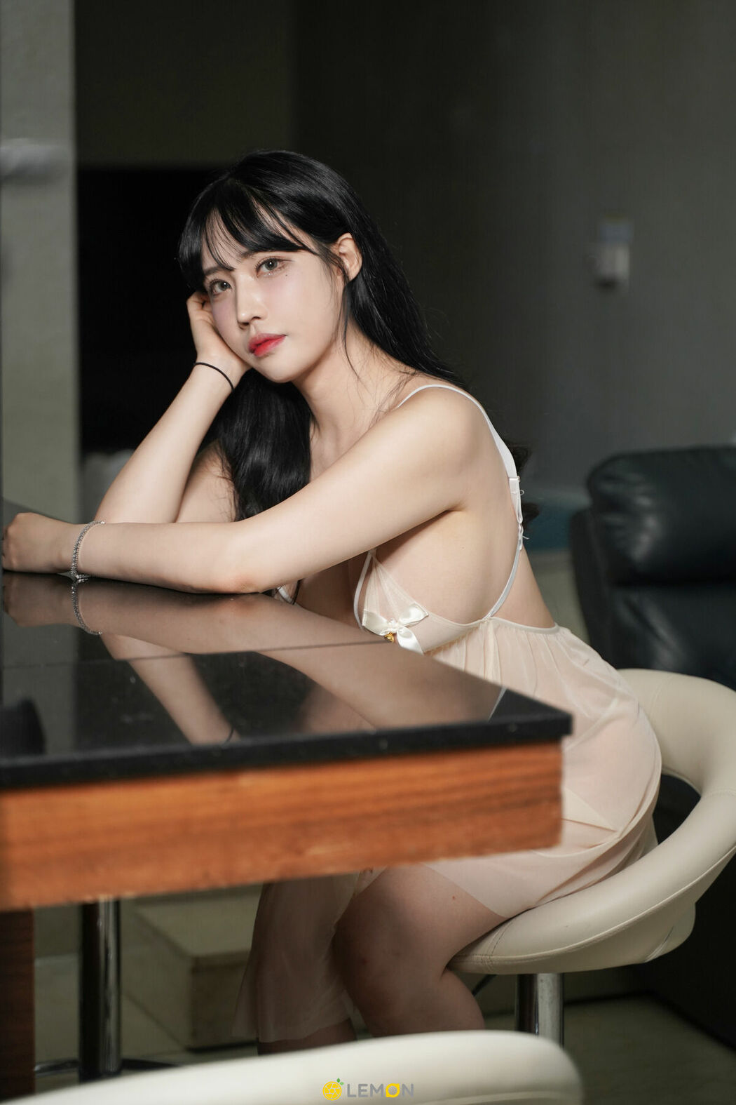 KIMLEMON Hani 하니 – Vol.01 (87P)