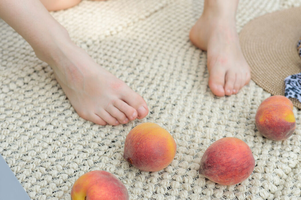 MetArt Mirka – Peachy Picnicx Part02 (61P)