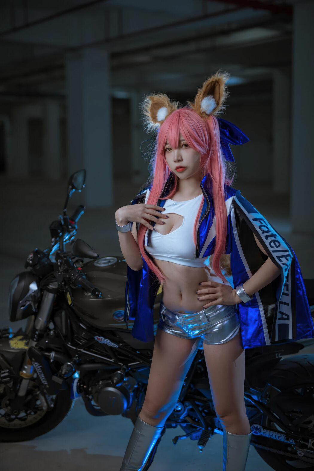 Coser@二佐Nisa – FGO 玉藻前赛车服 (31P)