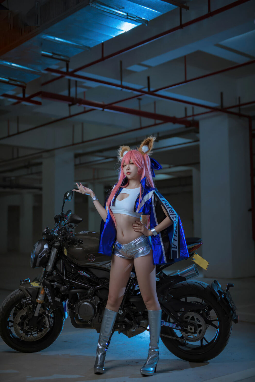 Coser@二佐Nisa – FGO 玉藻前赛车服 (31P)