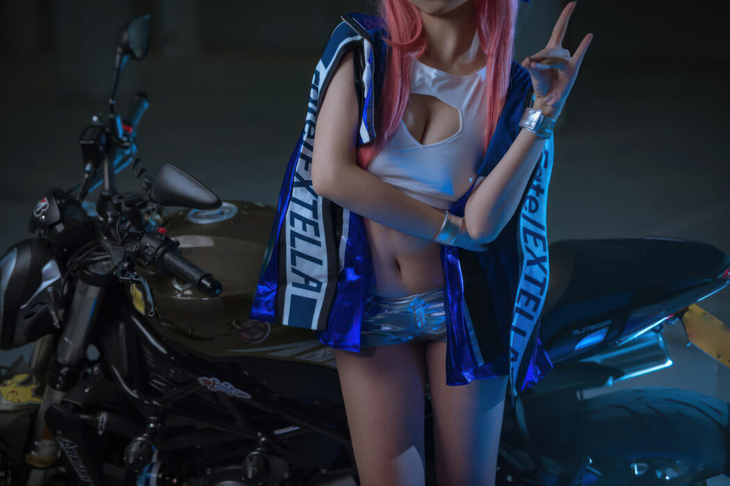 Coser@二佐Nisa – FGO 玉藻前赛车服 (31P)