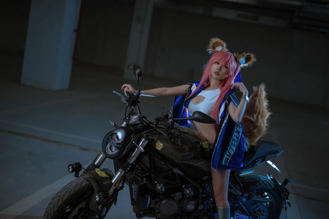 Coser@二佐Nisa – FGO 玉藻前赛车服 (31P)