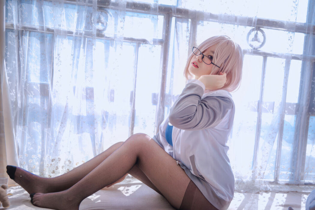 Coser@阿半今天很开心 – 玛修同人体操服 (21P)