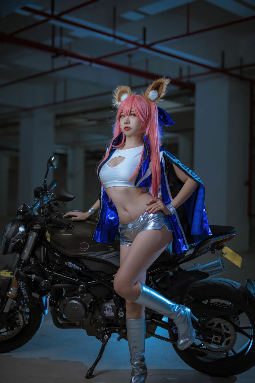 Coser@二佐Nisa – FGO 玉藻前赛车服 (31P)